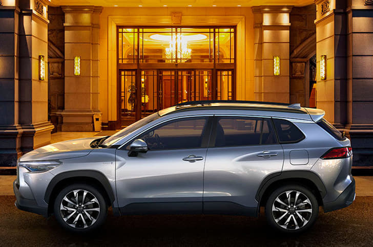 2021 Toyota Corolla Cross SUV image gallery