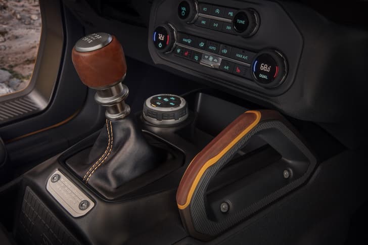 2021 Ford Bronco image gallery