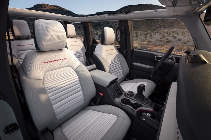 2021 Ford Bronco image gallery