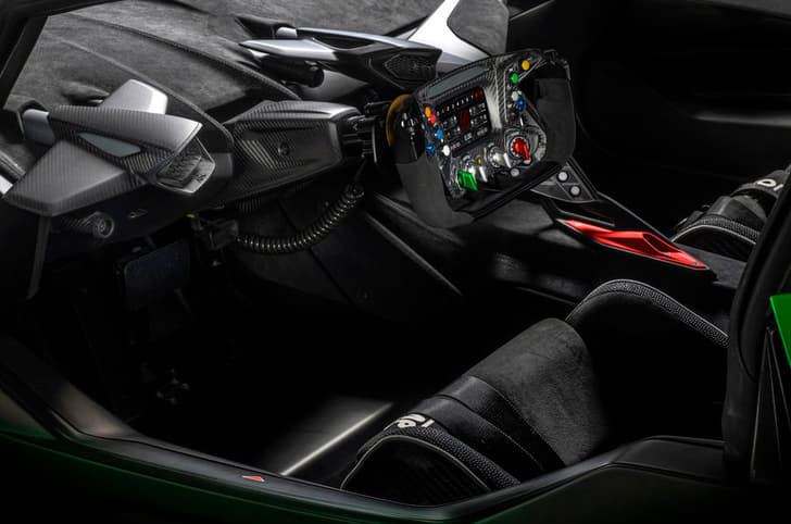Lamborghini Essenza SCV12 image gallery