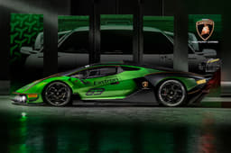 Lamborghini Essenza SCV12 image gallery