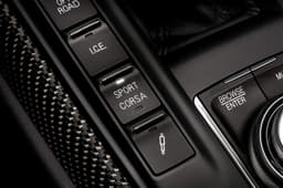 2020 Maserati Ghibli Trofeo image gallery