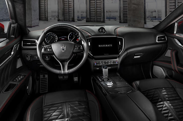 2020 Maserati Ghibli Trofeo image gallery