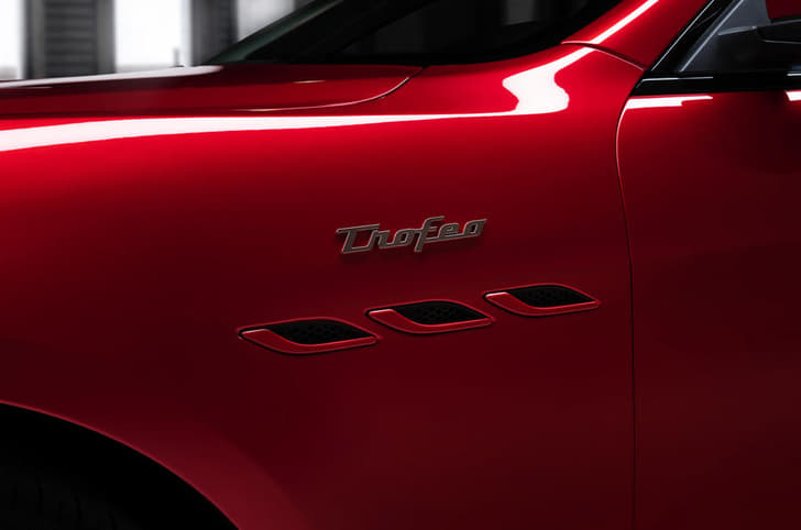 2020 Maserati Ghibli Trofeo image gallery