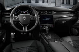 2020 Maserati Quattroporte Trofeo image gallery