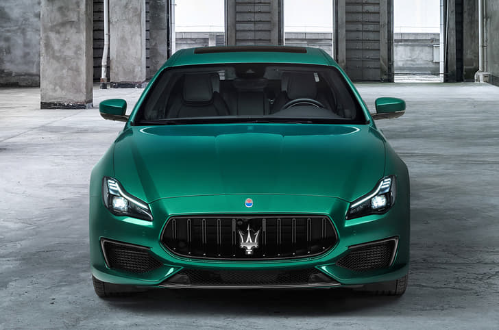 2020 Maserati Quattroporte Trofeo image gallery