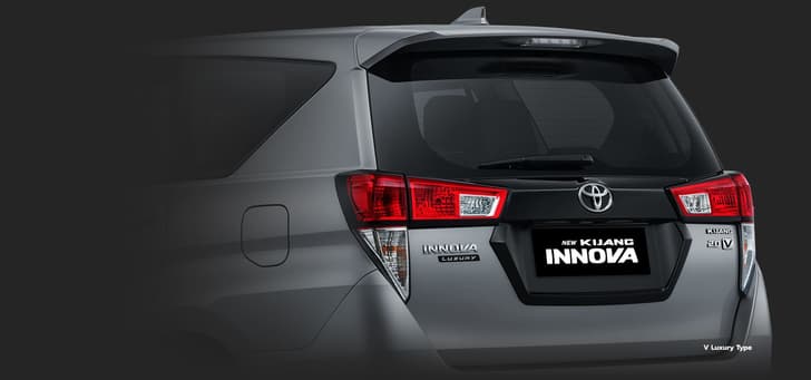 2021 Toyota Innova Crysta facelift image gallery