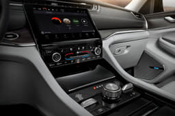 2021 Jeep Grand Cherokee L image gallery
