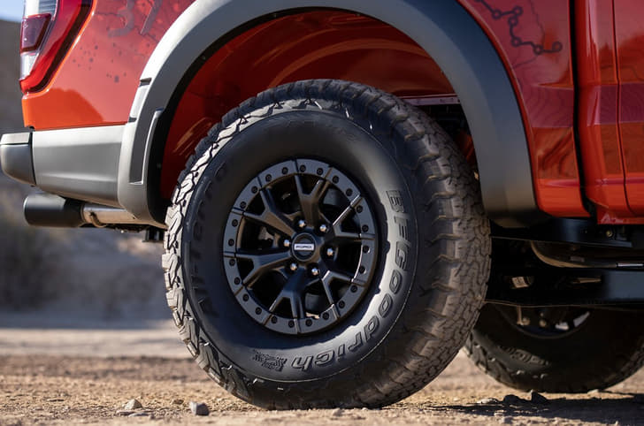 2021 Ford F-150 Raptor image gallery