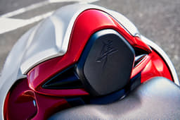 2021 Suzuki Hayabusa image gallery