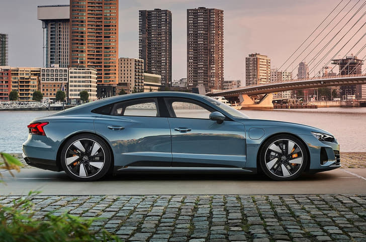 2021 Audi E-tron GT image gallery