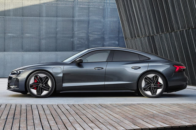 Front Right Three Quarter Image - 8995