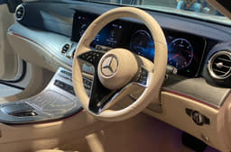 Mercedes-Benz E-class long wheelbase facelift image gallery