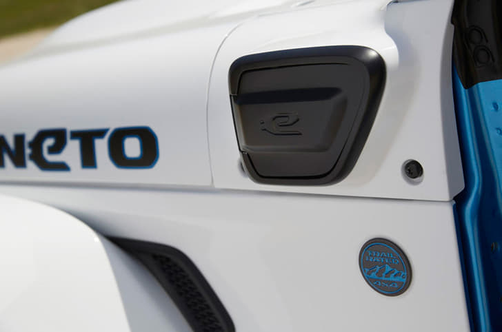 Jeep Wrangler Magneto EV concept image gallery