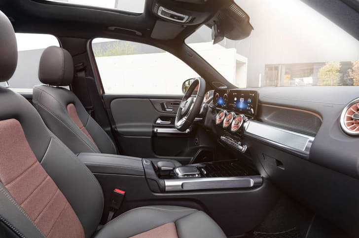 2021 Mercedes-Benz EQB SUV image gallery
