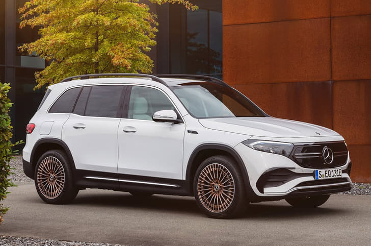 2021 Mercedes-Benz EQB SUV image gallery