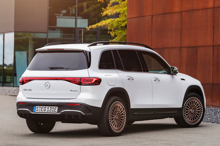 2021 Mercedes-Benz EQB SUV image gallery