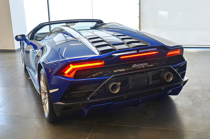 Lamborghini Huracan Evo RWD Spyder image gallery