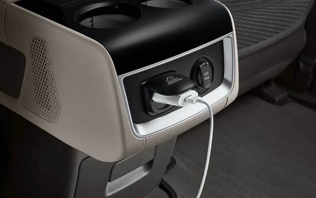Charging Ports Image - 4632