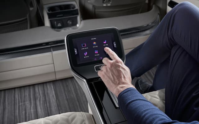 Infotainment System Image - 4616