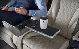 Kia Carnival Front Row Seats