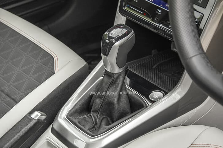 Automatic gear selector is backlit and looks premium.