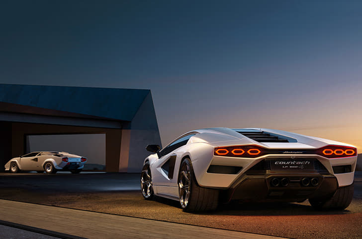 Lamborghini Countach LPI 800-4 image gallery