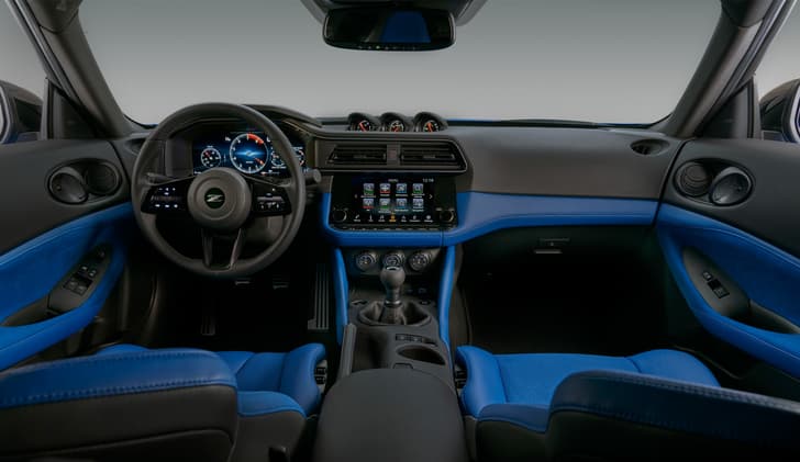 2023 Nissan Z image gallery
