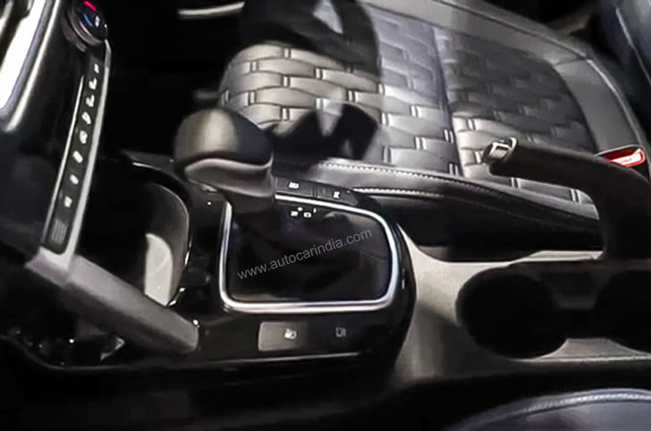 2021 Kia Seltos X-Line image gallery