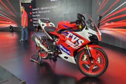 The 2021 Apache RR 310 features a few standard changes, as well as a host of new optional extras.