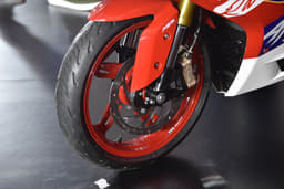 Red alloy wheels are available as an optional extra at Rs 1,500.