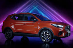 Mg Astor Front Right Three Quarter Mg Astor Front Right Three Quarter