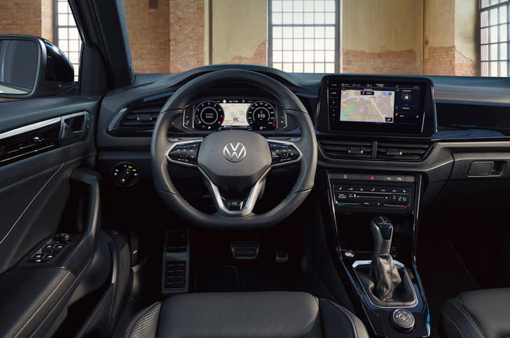 Volkswagen T-Roc facelift image gallery