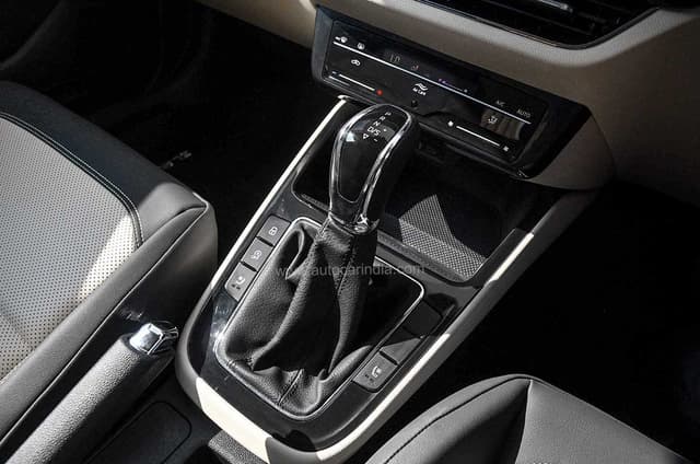 Console Storage Image - 15934