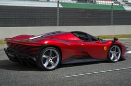 Ferrari Daytona SP3 image gallery