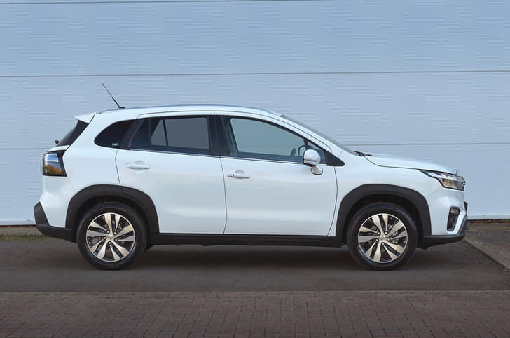 2022 Suzuki S-Cross image gallery