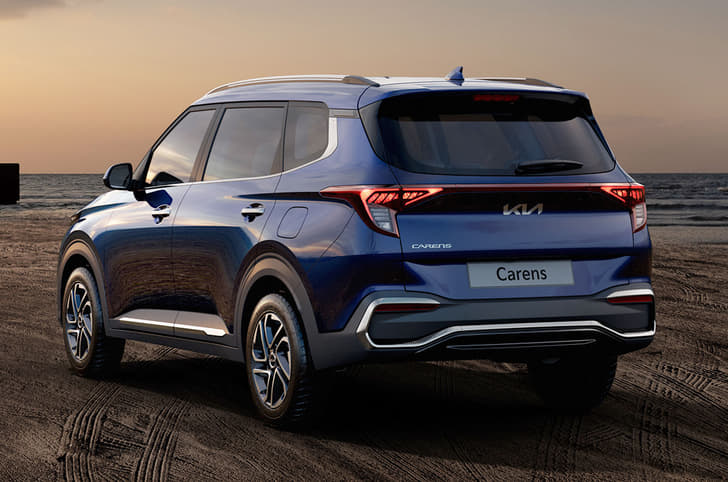 Kia Carens Rear View