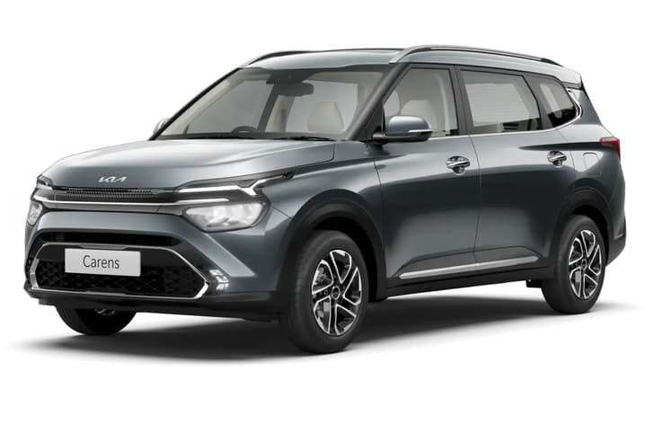 Kia Carens Front Right Three Quarter