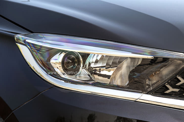 Tiago XZ+ now gets projector headlamps in all variants.