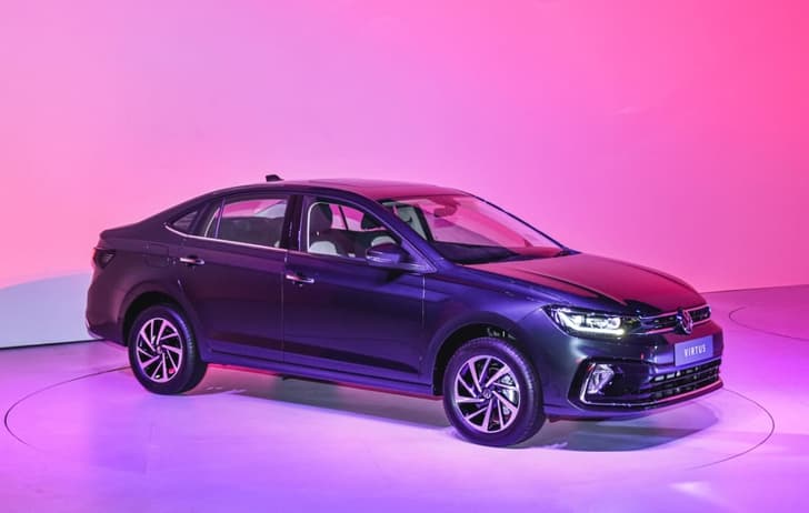 1.0 TSI variant on the 2022 VW Virtus gets a single-tone body color.