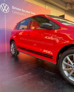 VW Polo side profile decal view.