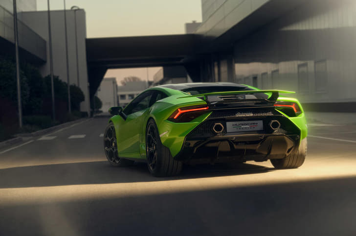Lamborghini Huracan Tecnica image gallery