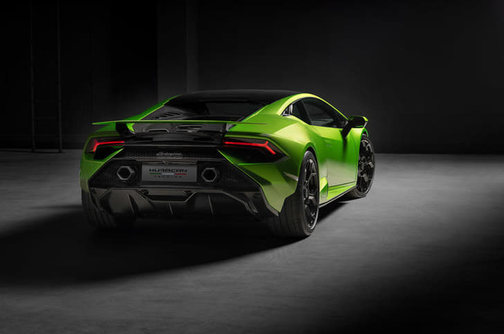 Lamborghini Huracan Tecnica image gallery