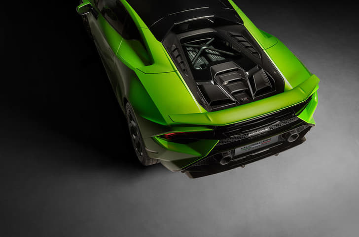 Lamborghini Huracan Tecnica image gallery