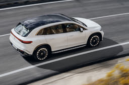 Mercedes Benz Eqs Suv Car Roof