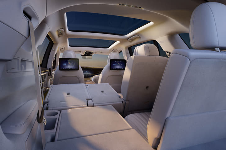 Mercedes Benz Eqs Suv Second Row Seats
