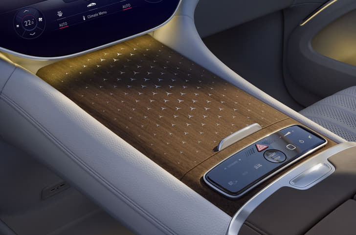 Mercedes Benz Eqs Suv Console Storage