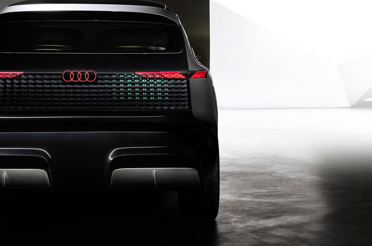 Audi Urbansphere image gallery 