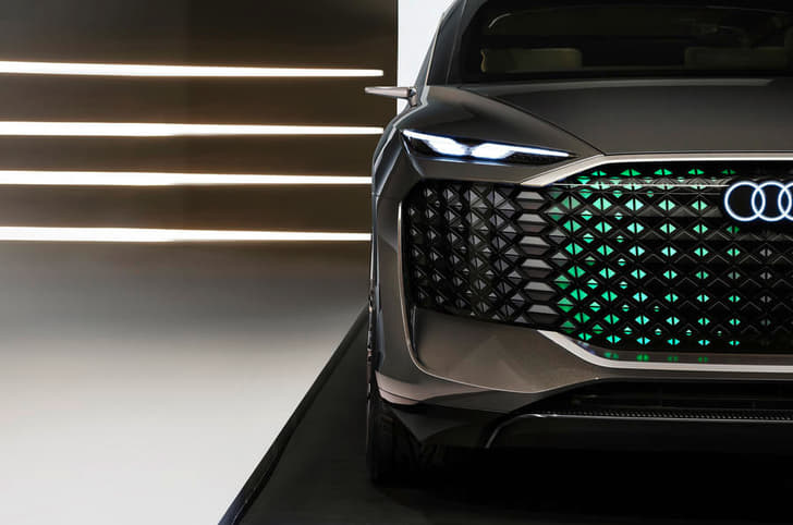 Audi Urbansphere image gallery 