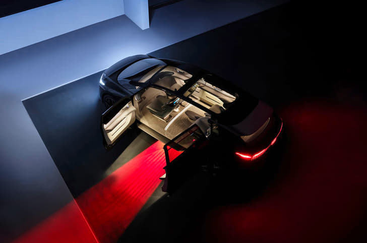 Audi Urbansphere image gallery 